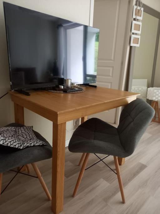 Le Doubs Cosy Apartment Besancon Luaran gambar
